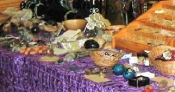 Psychic Events in London and beyond, within M25 area. Natural and alternative therapy. Top Psychics, Clairvoyants and Mediums, Spiritual and Reiki Healers � Crystals, gems, stones, crystal hand-made jewellery, tarot cards, books � Feng Shui and Chinese Astrology � Free Lecture/demonstration. Link from IsHarmony.com